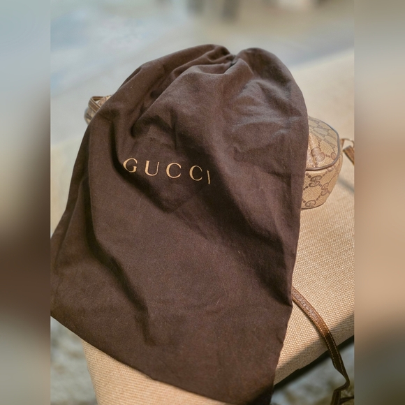 VINTAGE GUCCI BROWN HANDBAG PURSE AUTHENTICITY GUARANTEED WITH DUST BAG - Picture 15 of 15